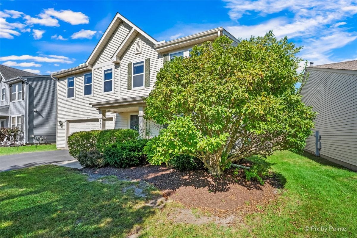 686 Glen Cove Lane