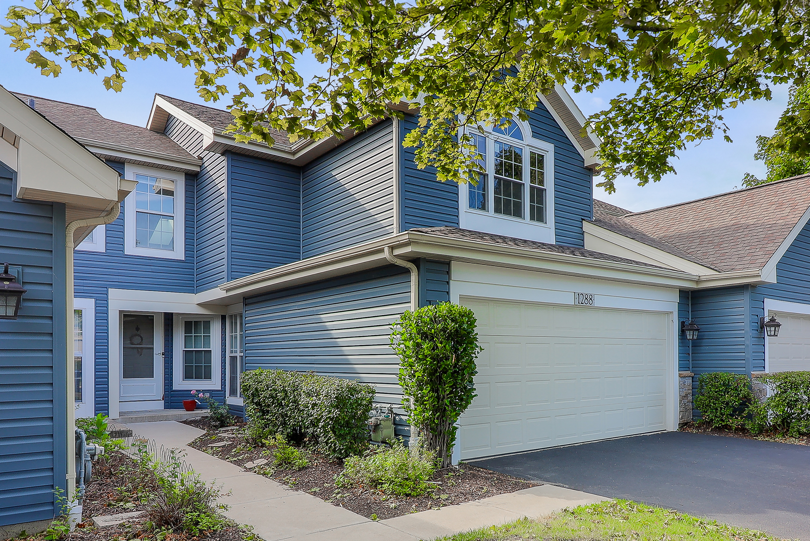 View Carol Stream, IL 60188 townhome