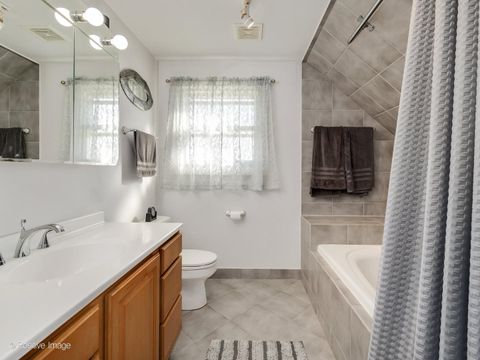 Tiny photo for 1606 Glen Ellyn Road, Glendale Heights, IL 60139 (MLS # 12585101)