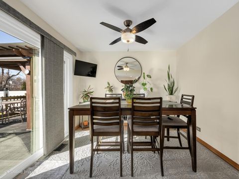 Tiny photo for 1606 Glen Ellyn Road, Glendale Heights, IL 60139 (MLS # 12585101)