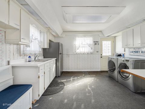 Tiny photo for 1606 Glen Ellyn Road, Glendale Heights, IL 60139 (MLS # 12585101)