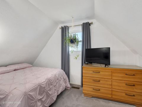 Tiny photo for 1606 Glen Ellyn Road, Glendale Heights, IL 60139 (MLS # 12585101)