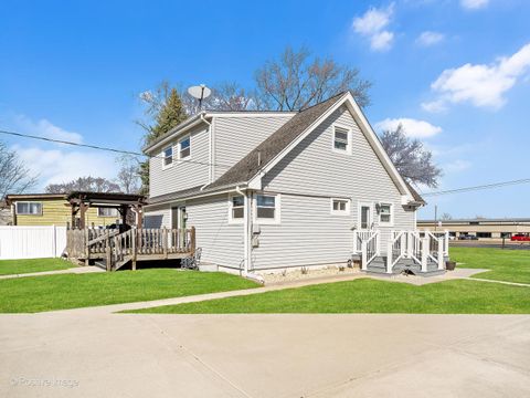 Tiny photo for 1606 Glen Ellyn Road, Glendale Heights, IL 60139 (MLS # 12585101)
