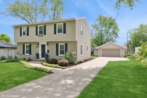 1702 Madsen Court Wheaton IL 60187