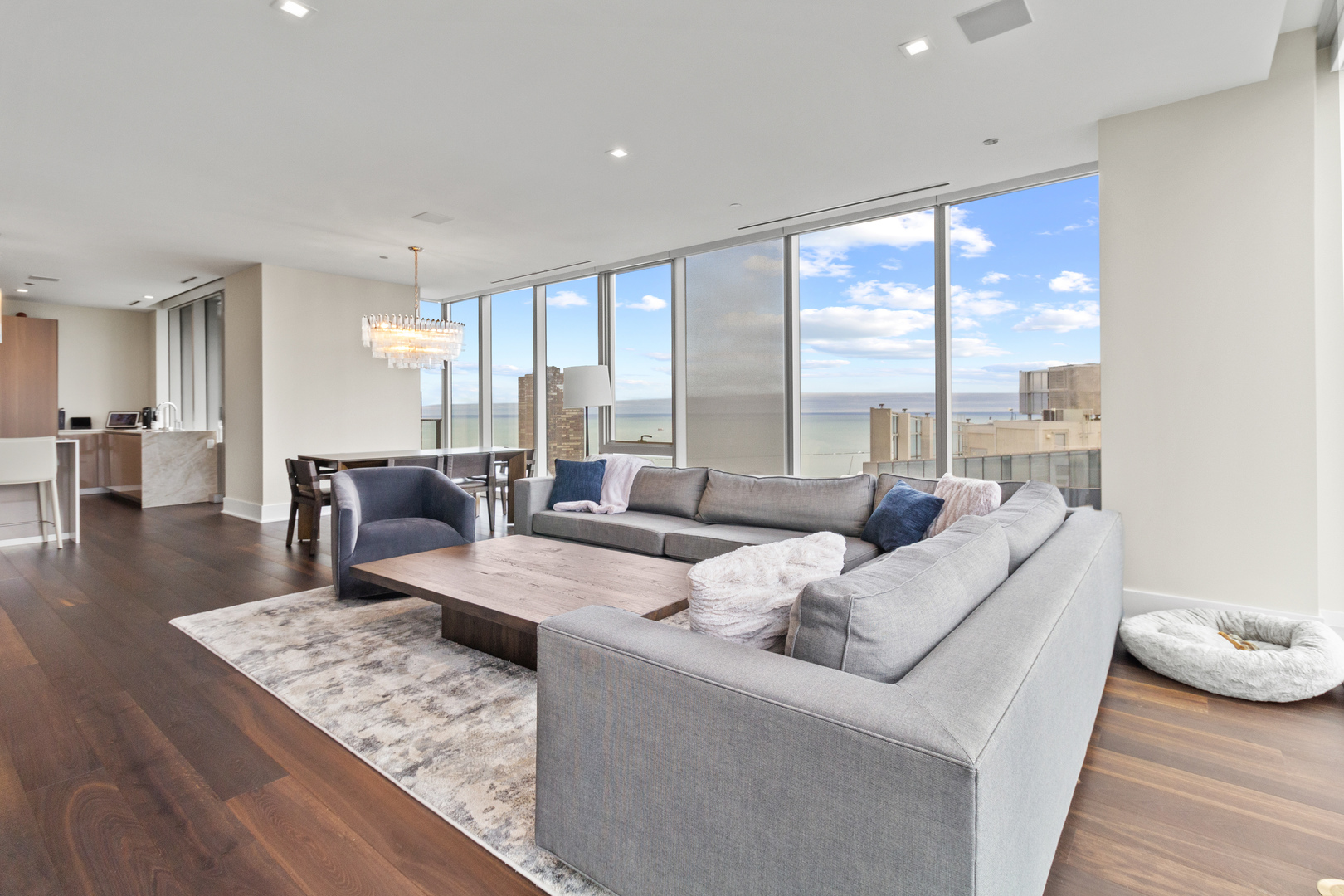 363 E Wacker Drive 4009