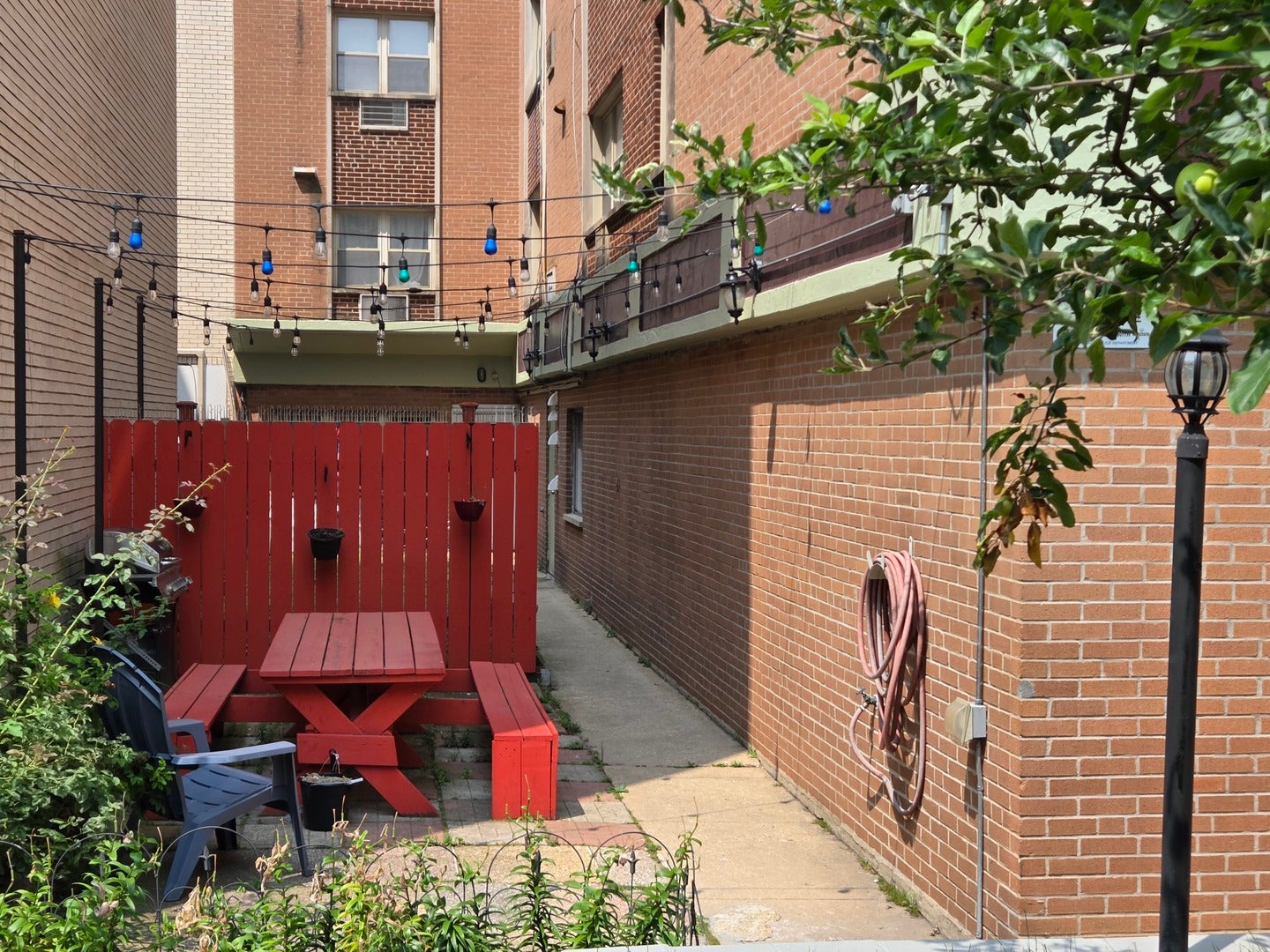 5950 N Kenmore Avenue 505