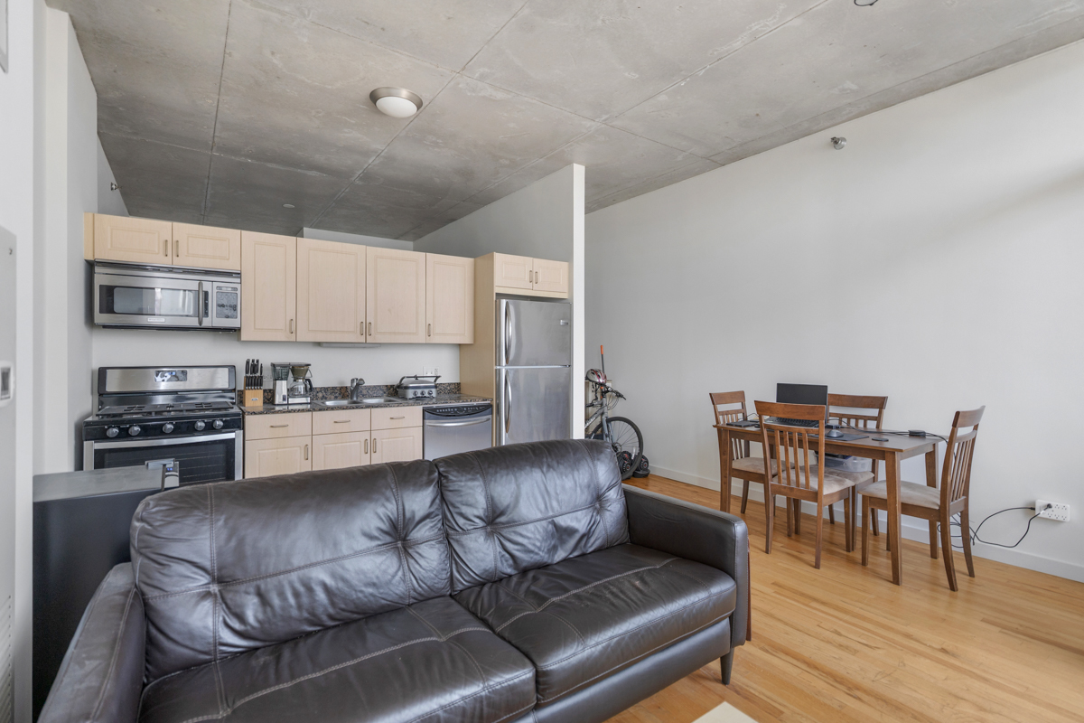 1720 S Michigan Avenue 1804