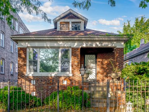 Photo of 7206 S Lafayette Avenue, Chicago, IL 60621 (MLS # 12582285)