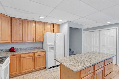 Tiny photo for 629 Waterford Lane, South Elgin, IL 60177 (MLS # 12553370)