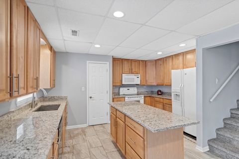 Tiny photo for 629 Waterford Lane, South Elgin, IL 60177 (MLS # 12553370)