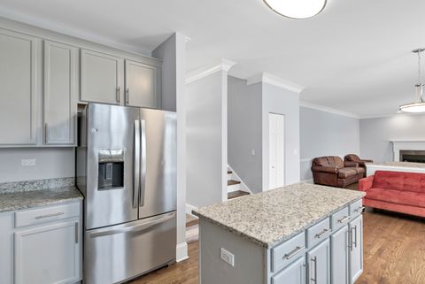 Tiny photo for 629 Waterford Lane, South Elgin, IL 60177 (MLS # 12553370)