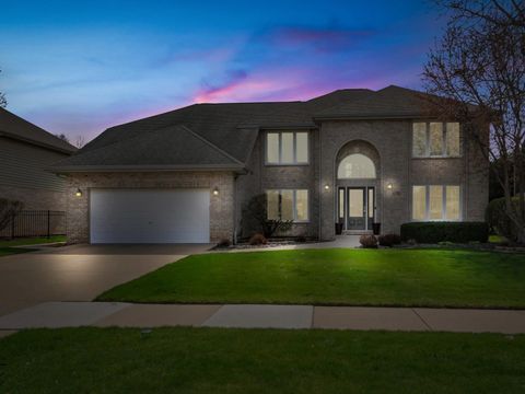 9219 Greenwood Drive Tinley Park IL 60487