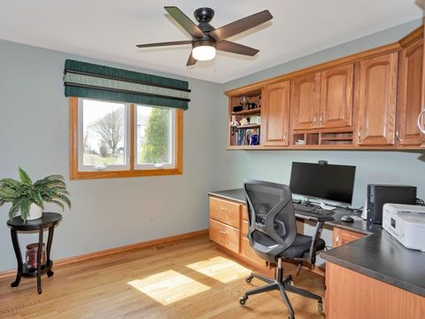 Tiny photo for 9219 Greenwood Drive, Tinley Park, IL 60487 (MLS # 12612866)