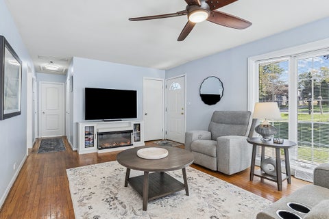 Tiny photo for 1048 Hermes Avenue, Lemont, IL 60439 (MLS # 12777223)