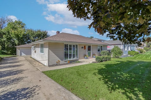 Tiny photo for 1048 Hermes Avenue, Lemont, IL 60439 (MLS # 12777223)