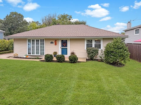 Photo of 1048 Hermes Avenue, Lemont, IL 60439 (MLS # 12777223)