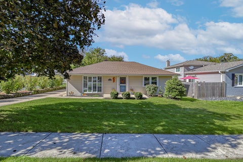 Photo of 1048 Hermes Avenue, Lemont, IL 60439 (MLS # 12777223)
