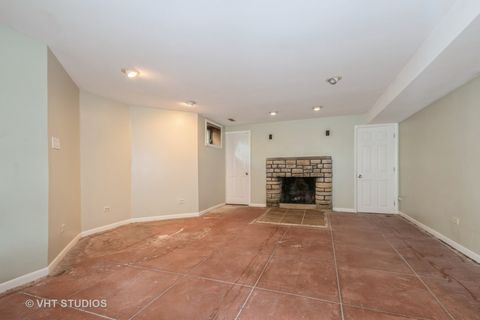 Tiny photo for 10057 S Bell Avenue, Chicago, IL 60643 (MLS # 12438262)