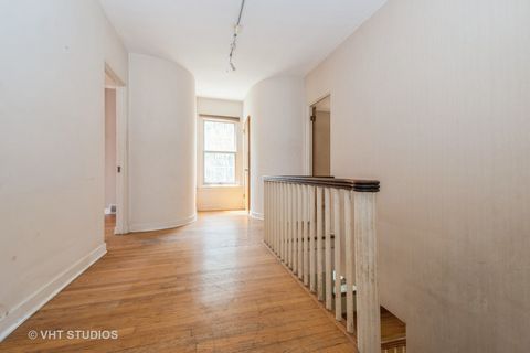 Tiny photo for 10057 S Bell Avenue, Chicago, IL 60643 (MLS # 12438262)