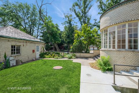 Tiny photo for 10057 S Bell Avenue, Chicago, IL 60643 (MLS # 12438262)