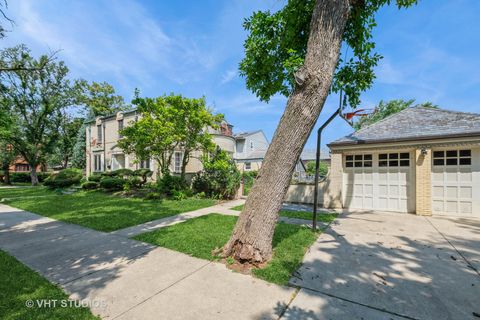 Tiny photo for 10057 S Bell Avenue, Chicago, IL 60643 (MLS # 12438262)
