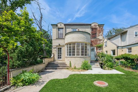 Tiny photo for 10057 S Bell Avenue, Chicago, IL 60643 (MLS # 12438262)
