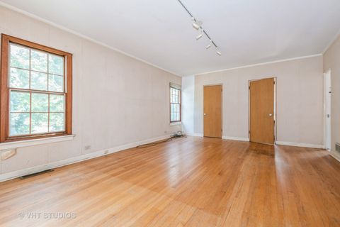 Tiny photo for 10057 S Bell Avenue, Chicago, IL 60643 (MLS # 12438262)