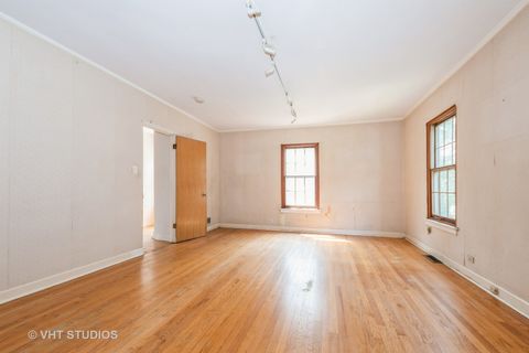 Tiny photo for 10057 S Bell Avenue, Chicago, IL 60643 (MLS # 12438262)