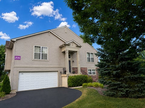 Tiny photo for 886 Cherry Creek Drive, Grayslake, IL 60030 (MLS # 12721889)