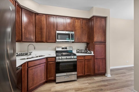 Tiny photo for 886 Cherry Creek Drive, Grayslake, IL 60030 (MLS # 12721889)