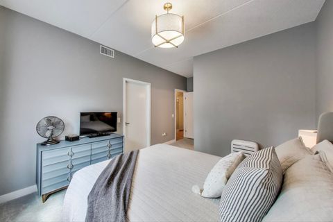 Tiny photo for 4301 N Sheridan Road #202, Chicago, IL 60613 (MLS # 12460811)