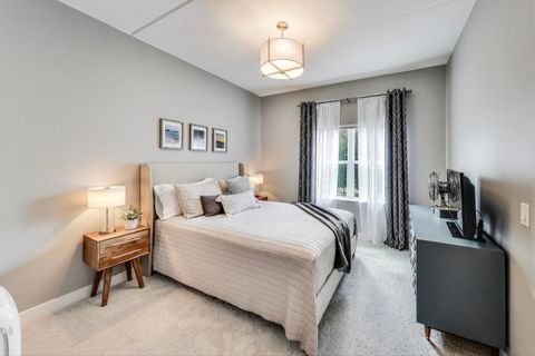 Tiny photo for 4301 N Sheridan Road #202, Chicago, IL 60613 (MLS # 12460811)