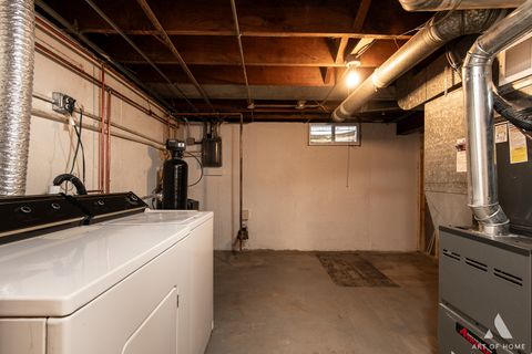 Tiny photo for 1015 Grandview Avenue, Lockport, IL 60441 (MLS # 12548078)