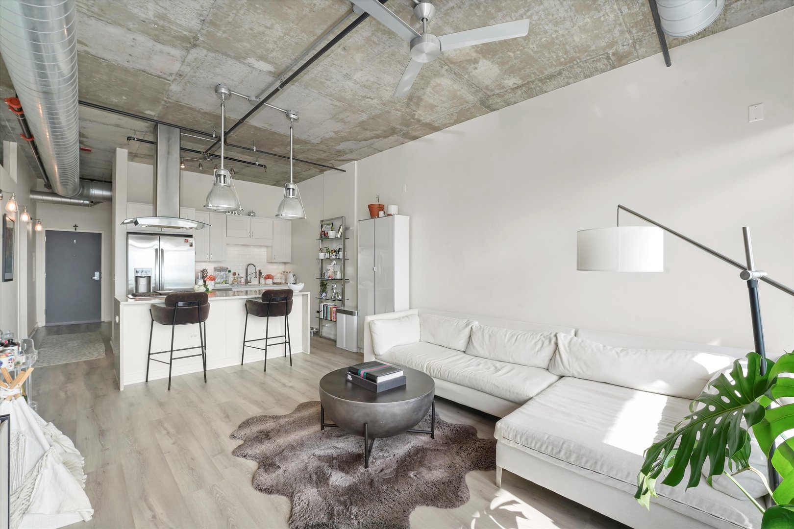 50 E 16th Street 1206