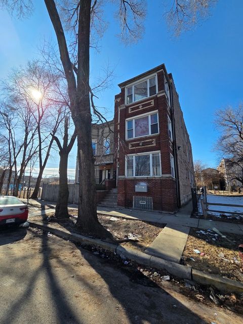 1130 S Albany Avenue Chicago IL 60612