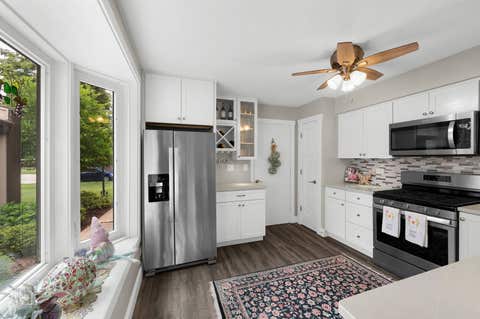 Tiny photo for 139 Cascade Drive, Indian Head Park, IL 60525 (MLS # 12684105)