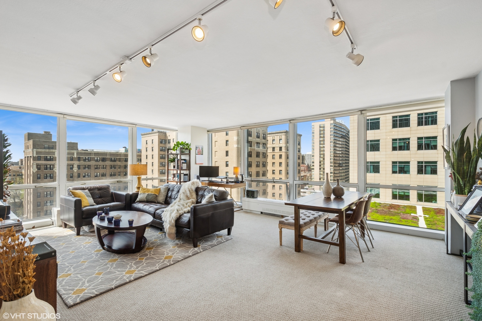 340 W Diversey Parkway 1016