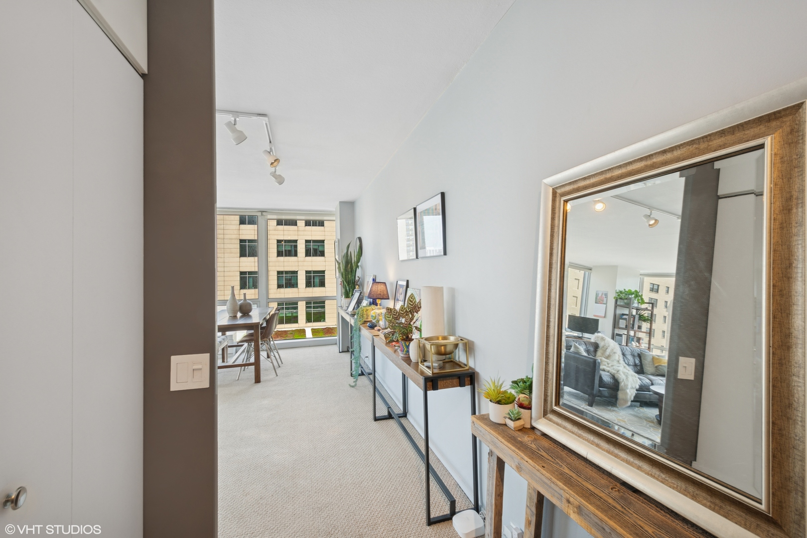 340 W Diversey Parkway 1016