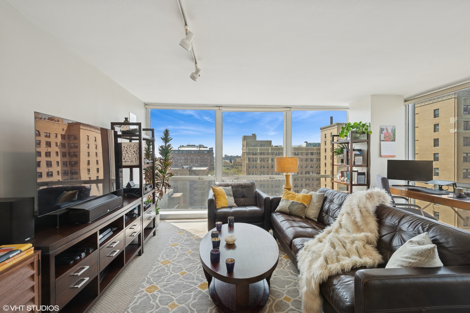 340 W Diversey Parkway 1016