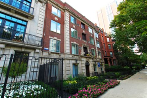 1504 N Dearborn Parkway 404 Chicago IL 60610