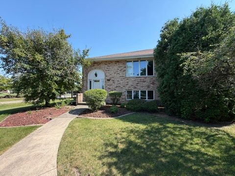 Photo of 7225 W 153rd Court #7225, Orland Park, IL 60462 (MLS # 12708846)