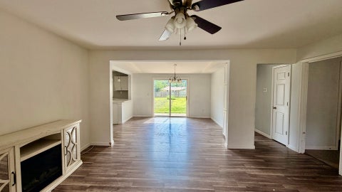 Tiny photo for 39 Ridge Road, Centralia, IL 62801 (MLS # 12610603)