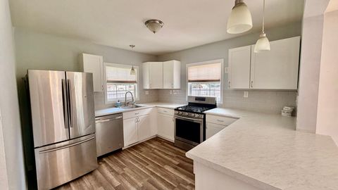 Tiny photo for 39 Ridge Road, Centralia, IL 62801 (MLS # 12610603)