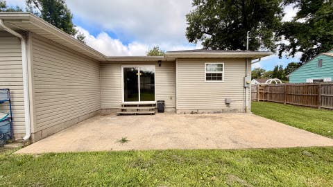 Tiny photo for 39 Ridge Road, Centralia, IL 62801 (MLS # 12610603)