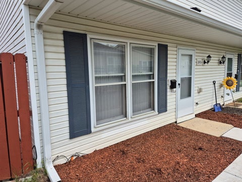 Photo of 1848 Stockton Drive #1848, Hoffman Estates, IL 60195 (MLS # 12672299)