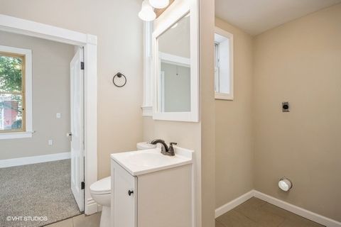 Tiny photo for 304 Buena Vista Avenue, Pekin, IL 61554 (MLS # 12425387)