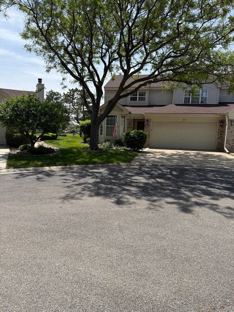 Tiny photo for 223 Williamsburg Court, Montgomery, IL 60538 (MLS # 12653324)