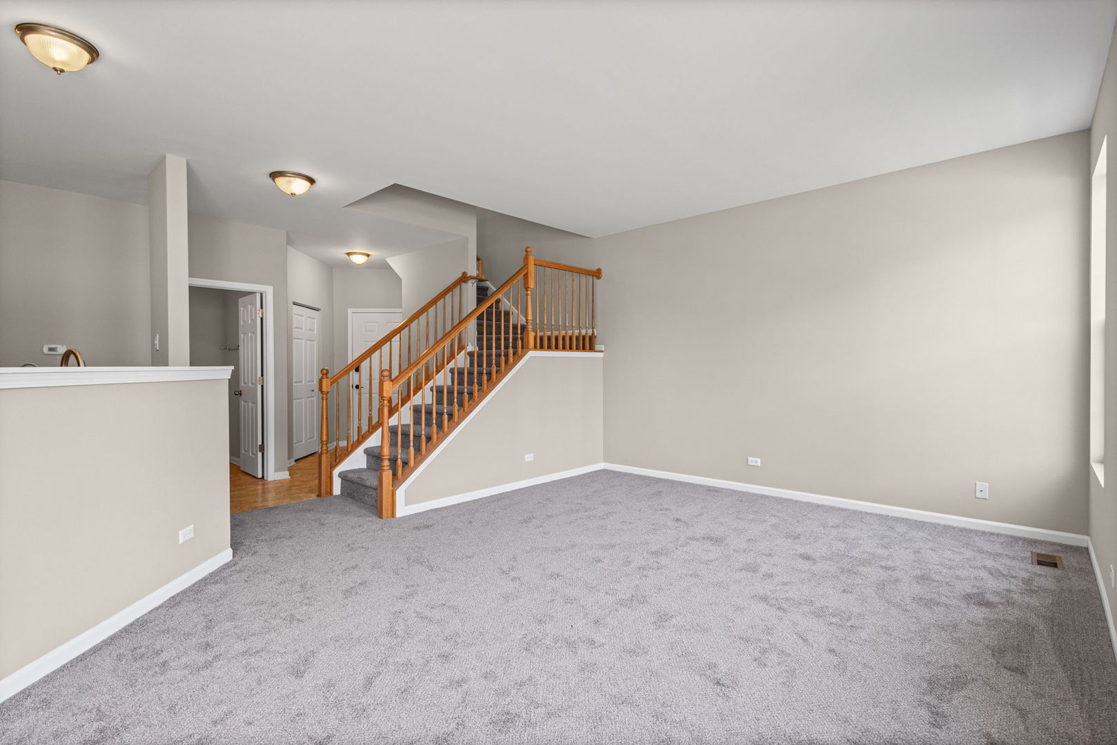 535 N Red Deer Road 535