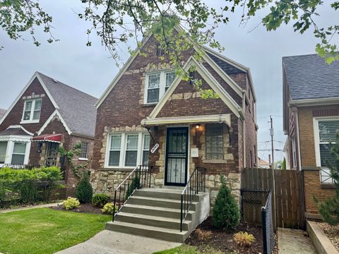 Photo of 9240 S Aberdeen Street, Chicago, IL 60620 (MLS # 12462193)