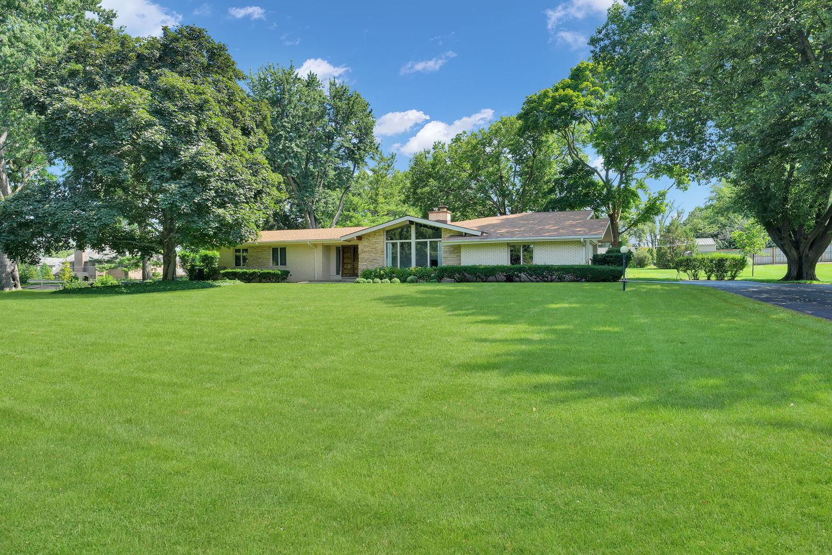 22W333 Glen Park Road